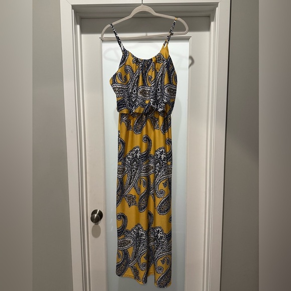 MAGIC Yellow Paisley Maxi Dress Size M Navy Blue Paisley Elegant Preppy Classy - Picture 1 of 14